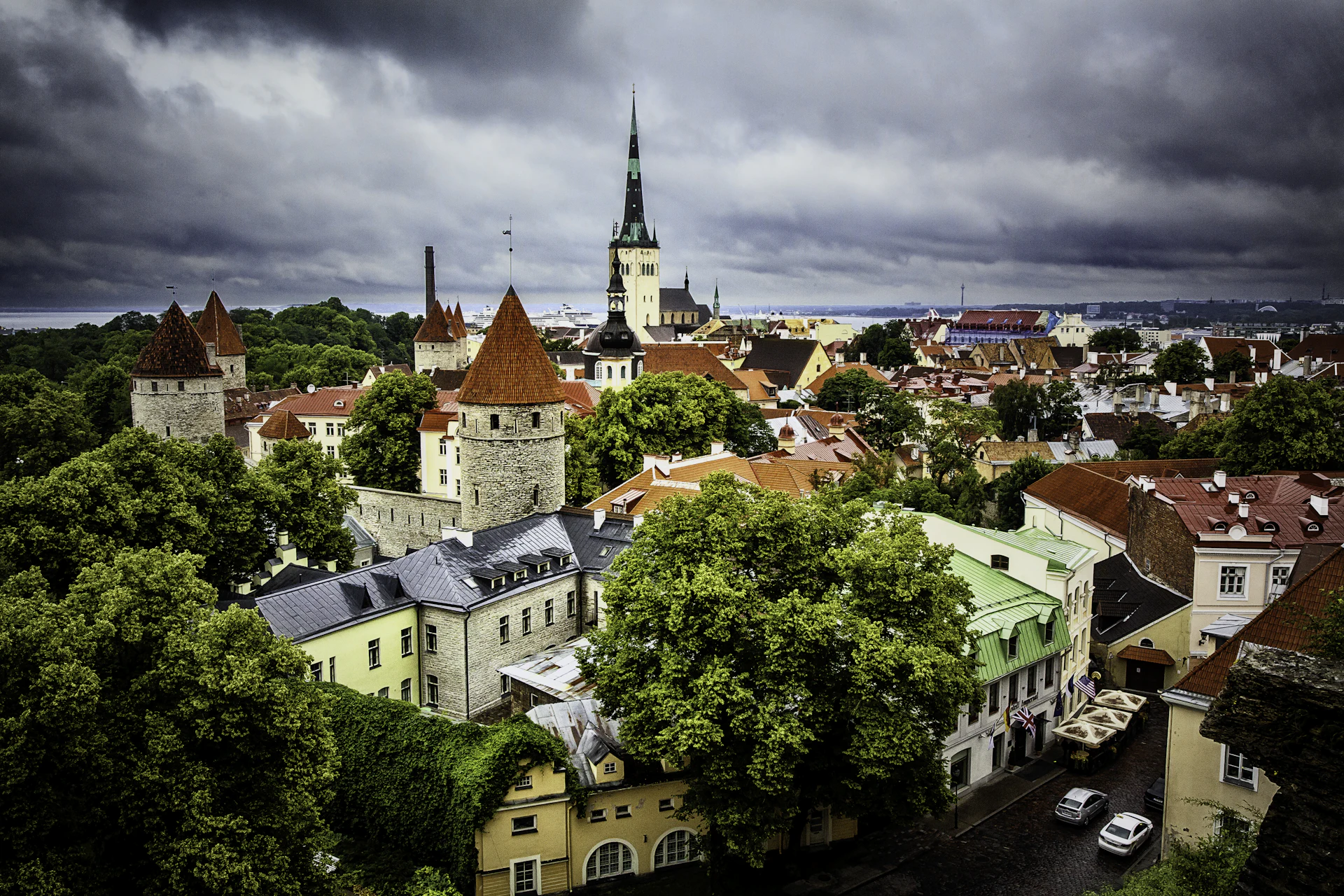 Estonia Visa in Dubai: Choose the Right Schengen Consulate