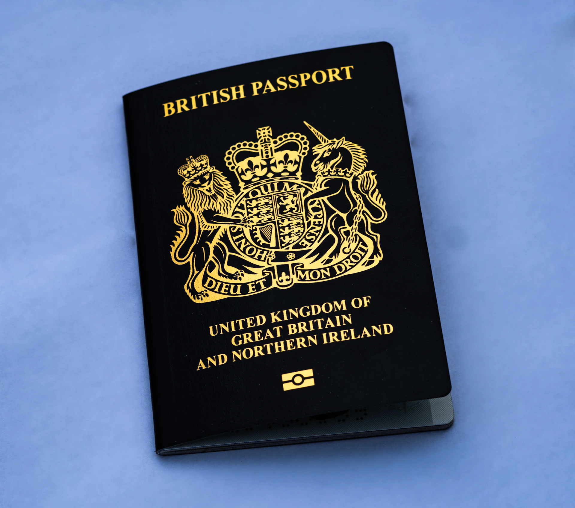 UAE applicant planning UK medical visitor visa costs, clinic deposit and proof of funds
