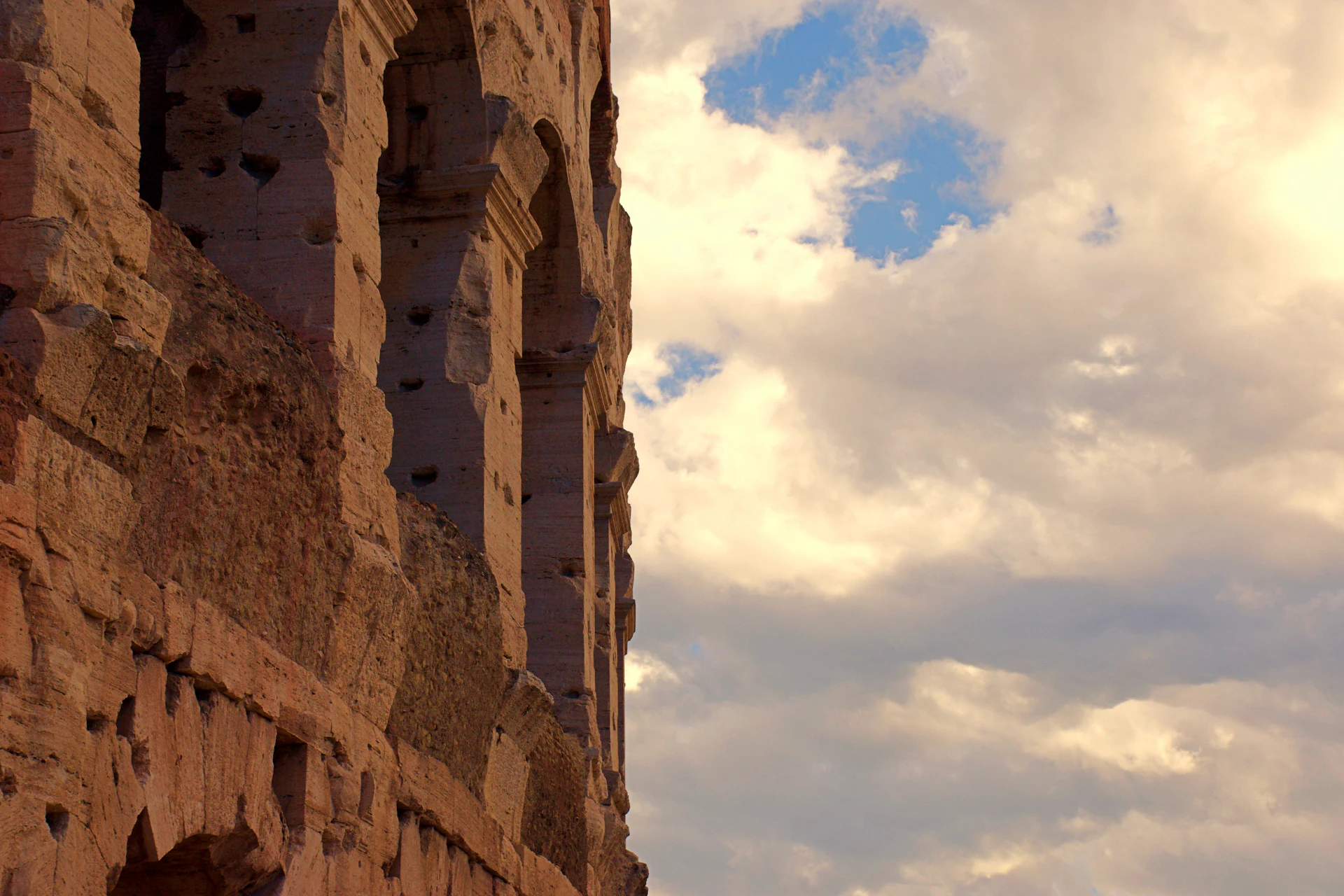 ERS Congress 2027 Visa from the UAE: Italy Schengen Guide for Milan