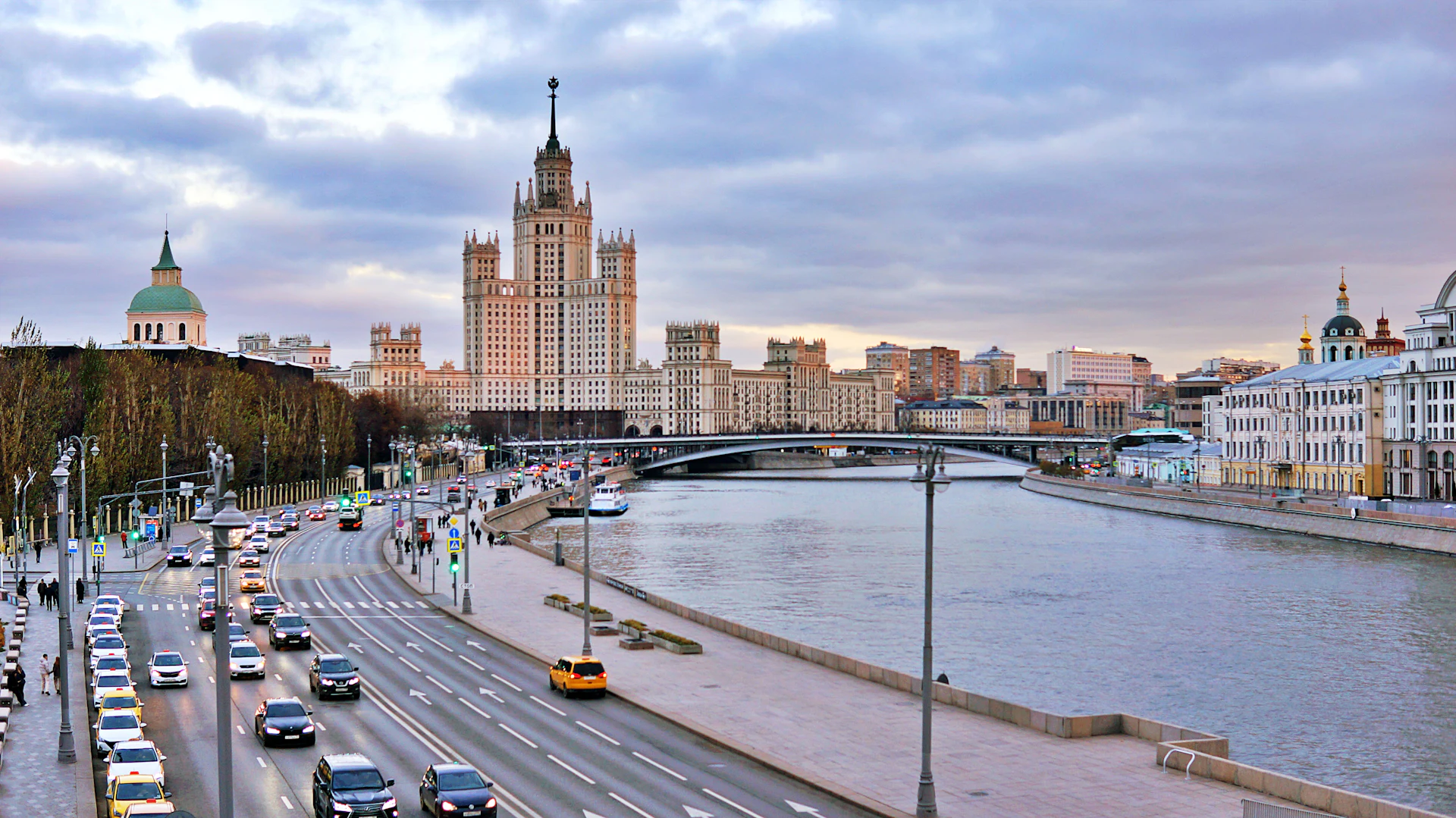 Russia Tourist Visa for a Family from Dubai: Document Workshop