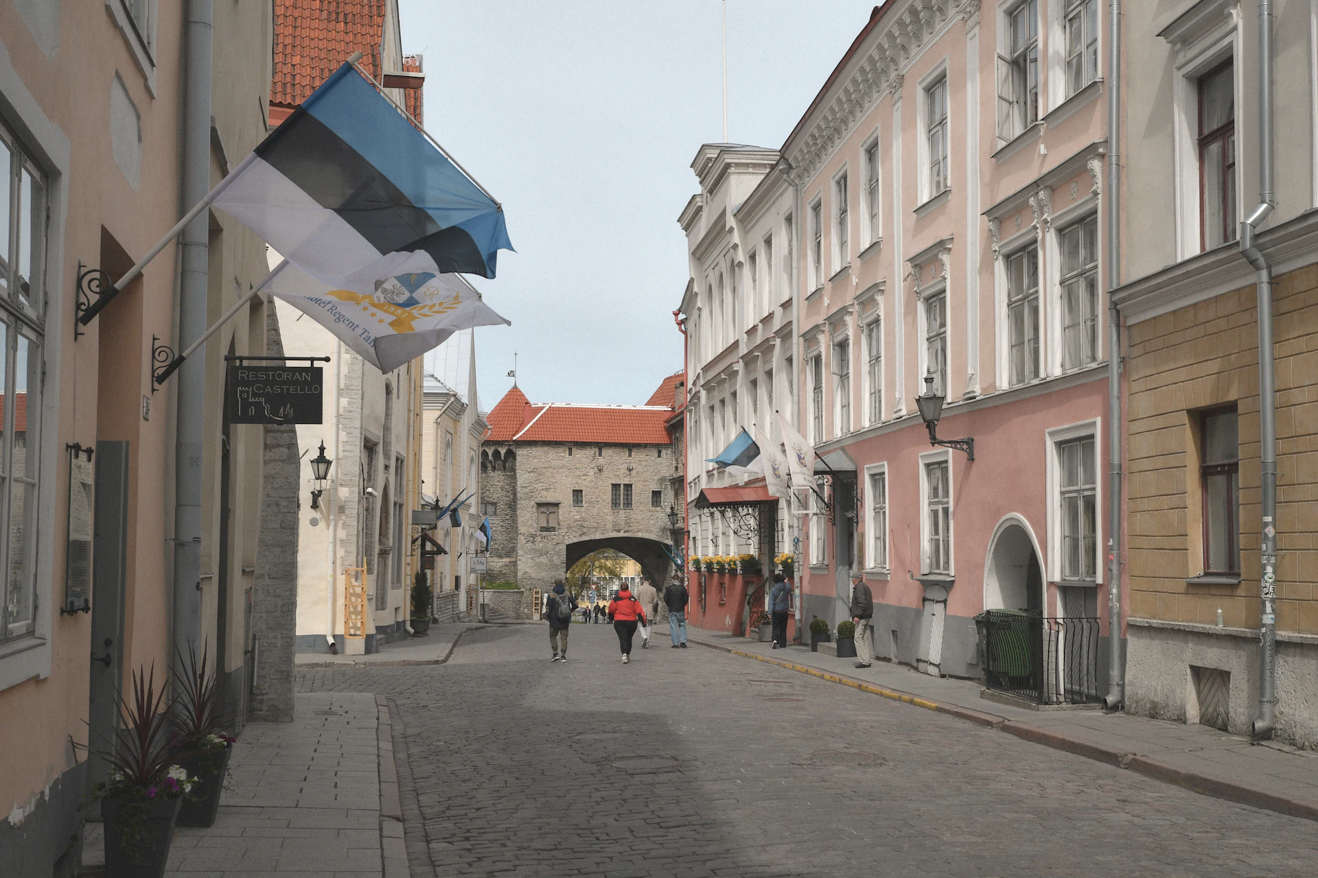 UAE resident planning Estonia Schengen visa appointment and passport return timeline